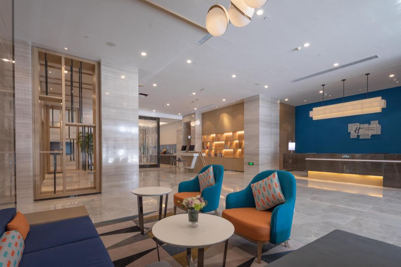Holiday Inn Express Kaifeng City Center By Ihg المظهر الخارجي الصورة