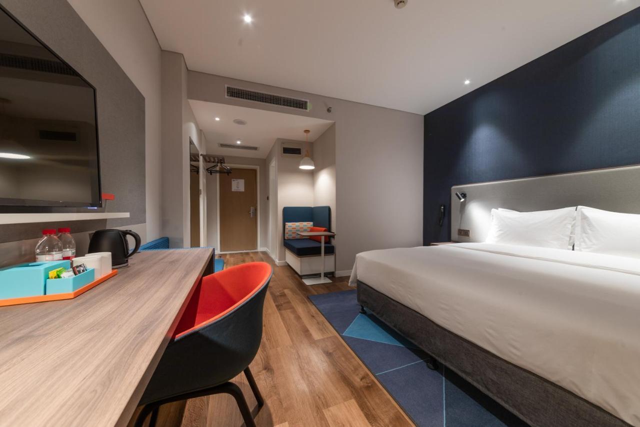 Holiday Inn Express Kaifeng City Center By Ihg المظهر الخارجي الصورة