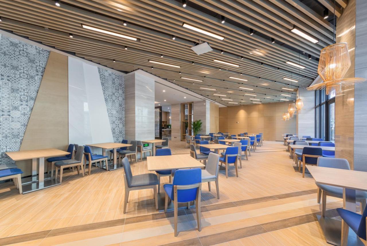 Holiday Inn Express Kaifeng City Center By Ihg المظهر الخارجي الصورة