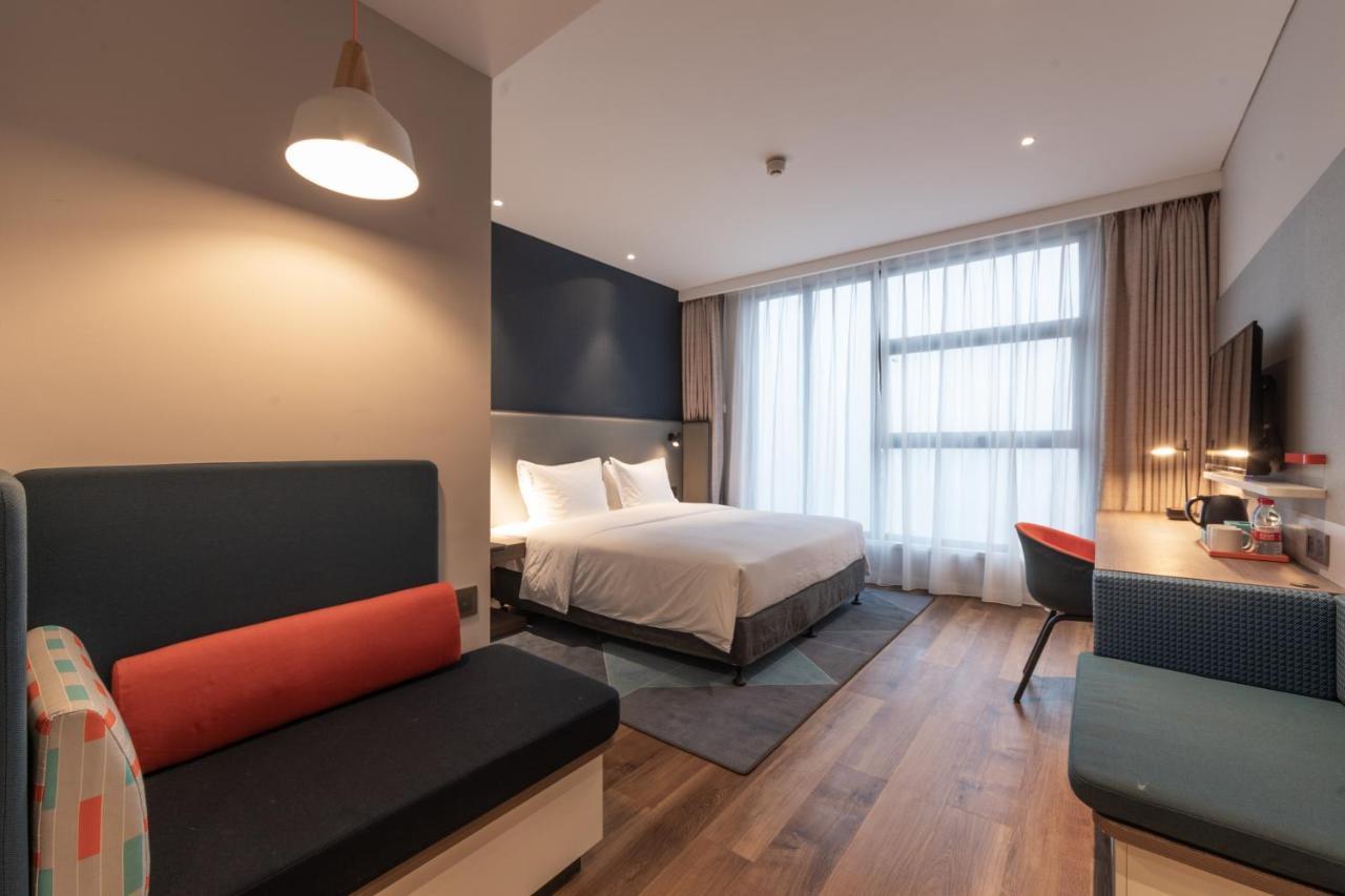Holiday Inn Express Kaifeng City Center By Ihg المظهر الخارجي الصورة