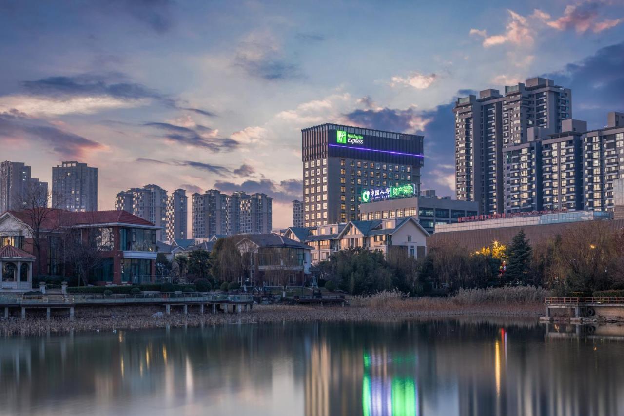 Holiday Inn Express Kaifeng City Center By Ihg المظهر الخارجي الصورة
